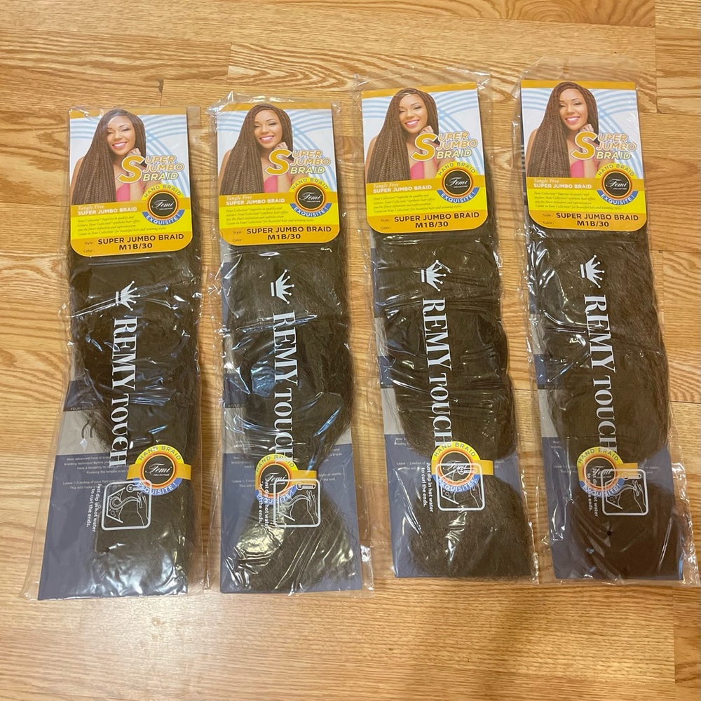 4 Pks Of FEMI COLLECTION Super Jumbo Braid M1B/30 EXQUISITE REMY Touch 24 inches